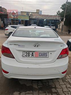 هیۆندای ئەکسنت